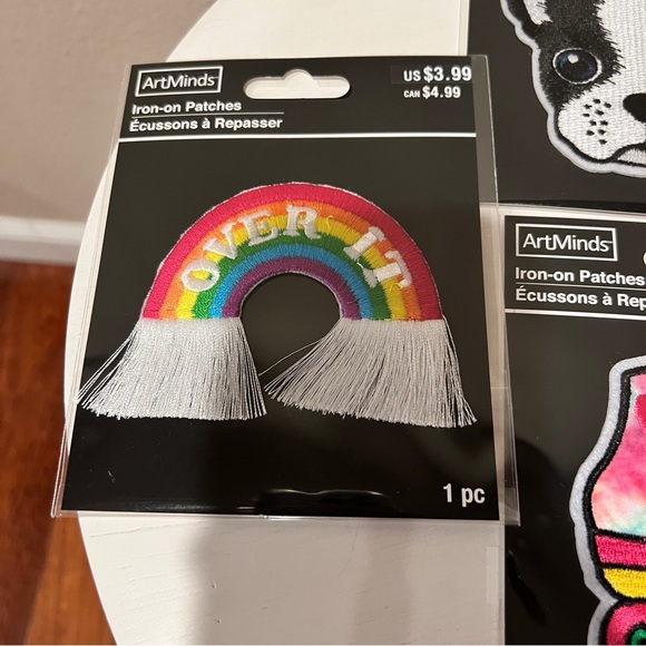 8 piece Iron-on patches - Picture 4 of 7